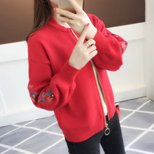 Load image into Gallery viewer, of new fund of 2019 autumn outfit embroidered with a han edition zipper sweater knit cardigan loose women&#39;s female
