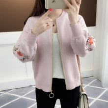 Load image into Gallery viewer, of new fund of 2019 autumn outfit embroidered with a han edition zipper sweater knit cardigan loose women&#39;s female
