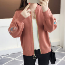 Load image into Gallery viewer, of new fund of 2019 autumn outfit embroidered with a han edition zipper sweater knit cardigan loose women&#39;s female
