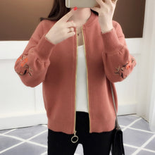 Load image into Gallery viewer, of new fund of 2019 autumn outfit embroidered with a han edition zipper sweater knit cardigan loose women&#39;s female
